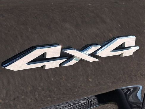 Used 2019 RAM 1500 Laramie AWD/4WD image 32