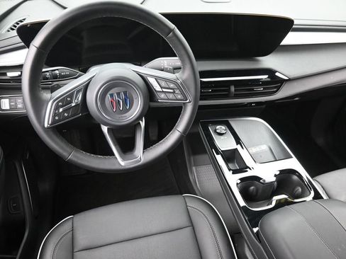 Used 2025 Buick Enclave Preferred image 13