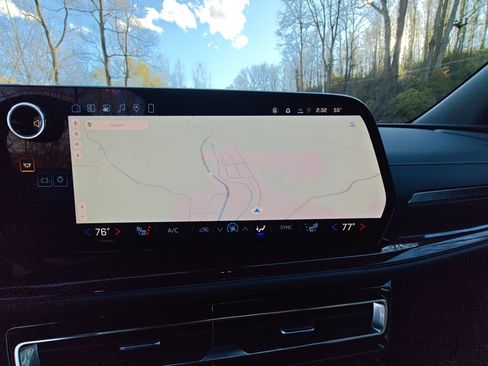 New 2026 Chevrolet Traverse Z71 w/ Driver Confidence Package image 27