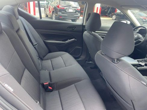 Used 2023 Nissan Altima 2.5 SV AWD/4WD image 10