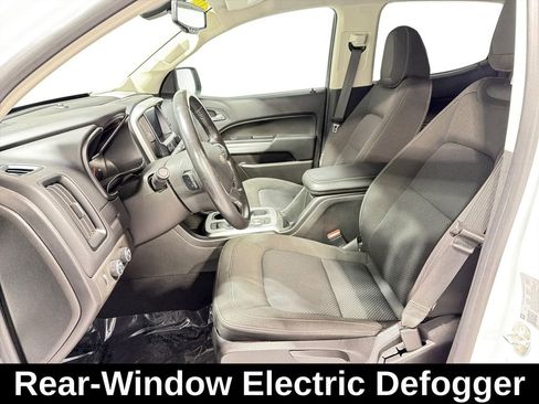 Used 2022 Chevrolet Colorado LT w/ LT Convenience Package image 10