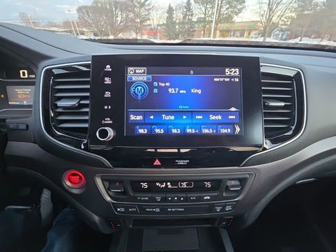 Used 2023 Honda Ridgeline RTL-E image 16