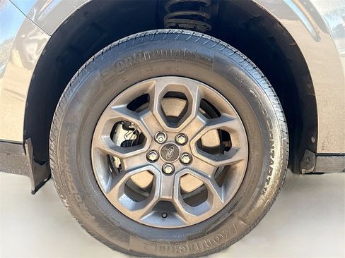 Used 2023 Ford Maverick XLT image 28