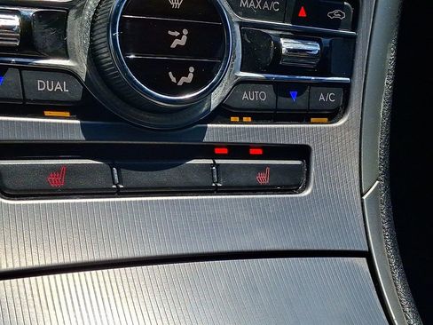 Used 2019 Lincoln MKZ Premiere FWD image 23