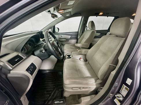 Used 2016 Honda Odyssey EX image 13