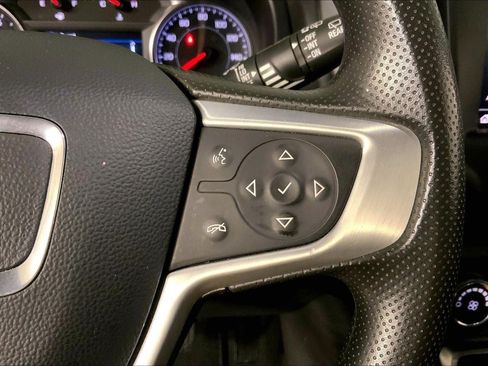 Used 2024 GMC Terrain SLE AWD/4WD image 19