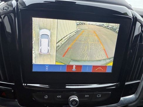 Used 2018 Chevrolet Traverse Premier w/ Redline Edition image 13