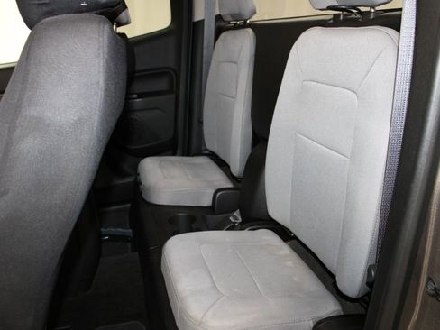 Used 2016 Chevrolet Colorado W/T w/ WT Convenience Package image 33