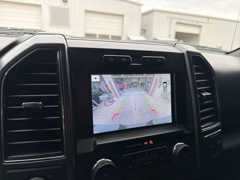 Used 2018 Ford F150 XLT w/ Equipment Group 302A Luxury image 17