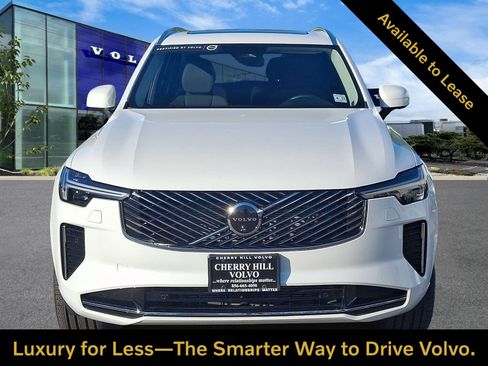 Certified 2026 Volvo XC90 B6 Plus w/ Protection Package Premier AWD/4WD image 2
