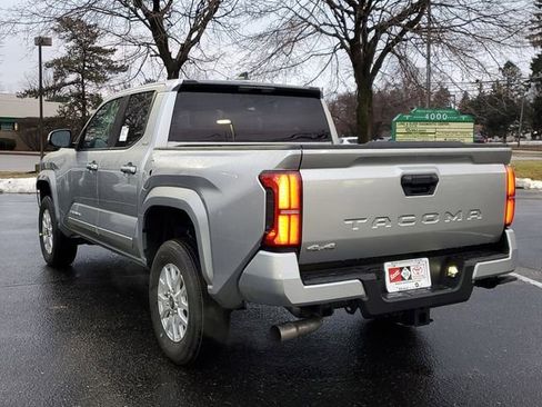 New 2026 Toyota Tacoma SR5 image 3