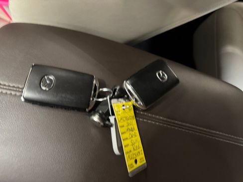 Used 2021 MAZDA CX-30 2.5 Turbo w/ Premium Package image 27