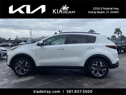 Certified 2022 Kia Sportage EX w/ EX Technology Package image 5