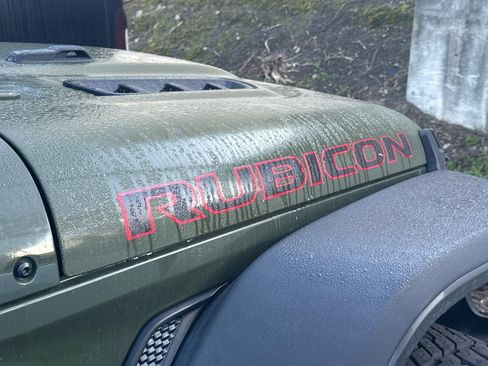 Used 2022 Jeep Gladiator Rubicon image 6