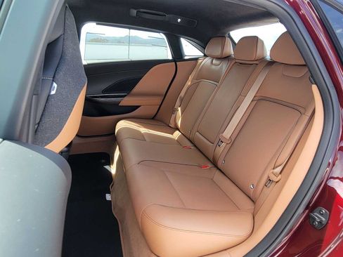 Used 2025 Lucid Air Touring AWD/4WD image 18