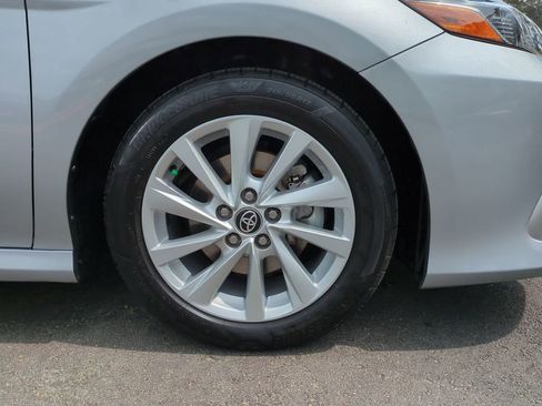 Used 2024 Toyota Camry LE FWD image 11