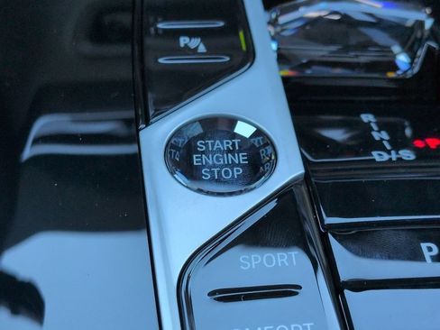 New 2027 BMW X7 M60i AWD/4WD image 29