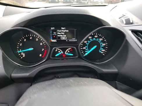 Used 2016 Ford Escape Titanium image 25