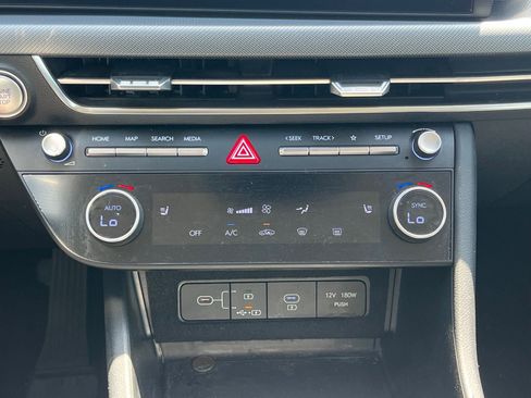 Used 2025 Hyundai Sonata SEL FWD image 31