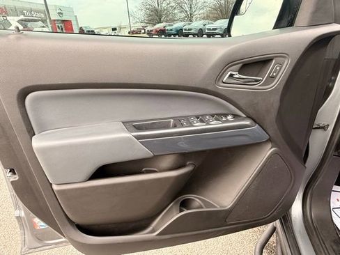 Used 2019 Chevrolet Colorado Z71 image 12