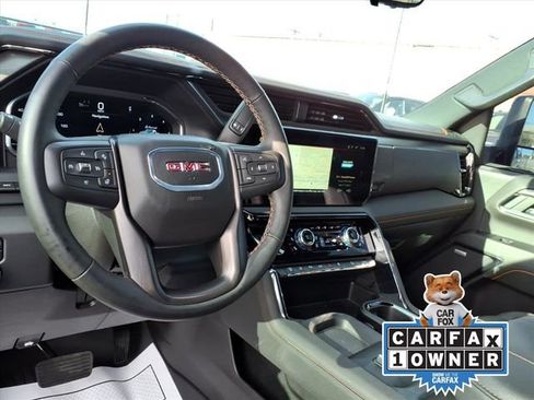 Used 2024 GMC Sierra 2500 AT4 w/ AT4 Premium Plus Package image 10