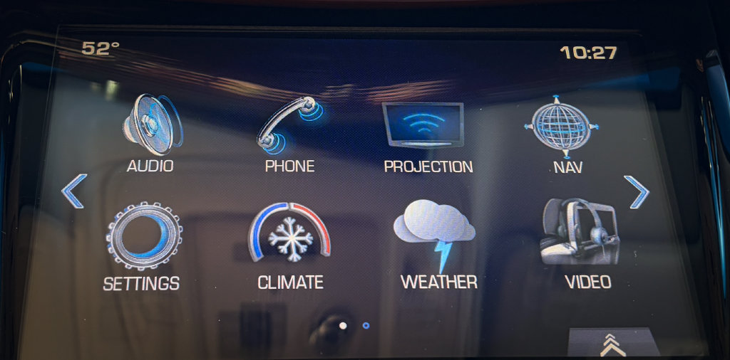Used 2017 Cadillac Escalade Premium Luxury AWD/4WD image 17