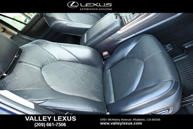 Used 2021 Toyota Highlander Platinum AWD/4WD image 21