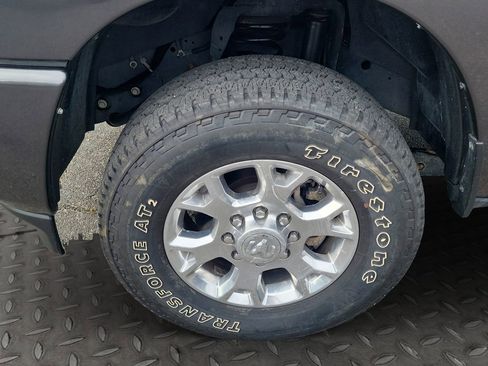 Used 2024 RAM 2500 Laramie w/ Safety Group AWD/4WD image 11