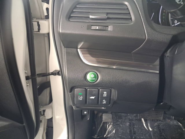 Used 2016 Honda CR-V Touring image 13