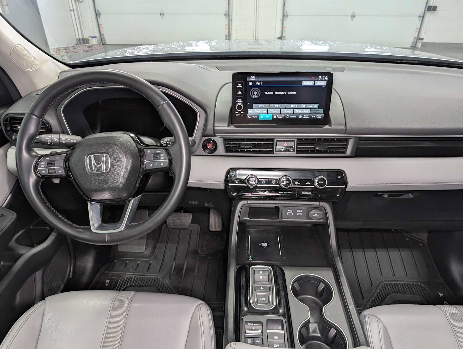Certified 2025 Honda Pilot EX-L image 17