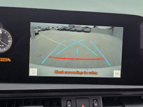 Used 2023 Lexus ES 350 w/ Premium Package image 18