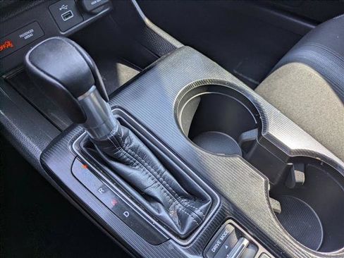 Used 2023 Honda Civic Sport image 11