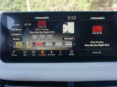 Used 2023 INFINITI QX60 Luxe w/ Performance Audio Package image 11