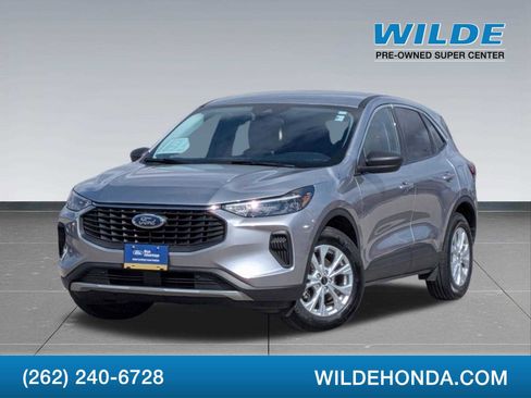Used 2023 Ford Escape Active w/ Cold Weather Package image 1