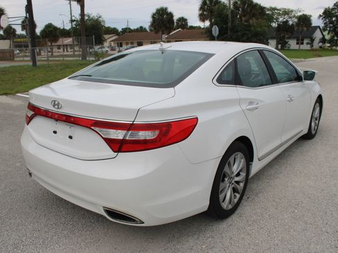 Used 2013 Hyundai Azera FWD image 23