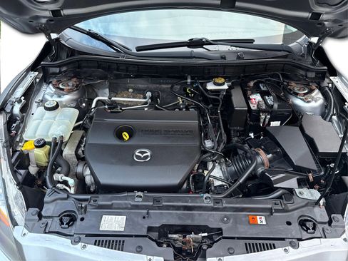 Used 2011 MAZDA MAZDA3 i Touring image 11