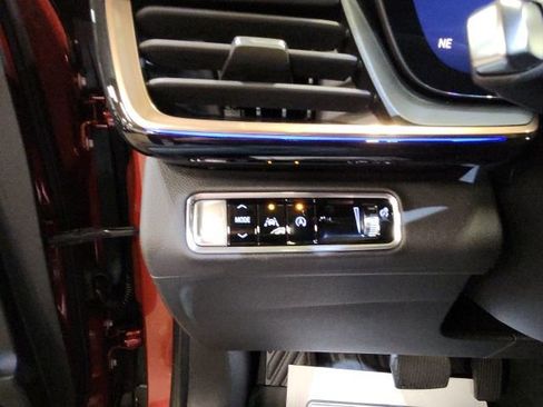 Certified 2024 Buick Envision Avenir image 20