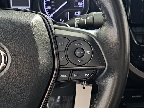 Used 2023 Toyota Camry SE image 25