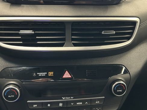 Used 2021 Hyundai Tucson Limited image 30