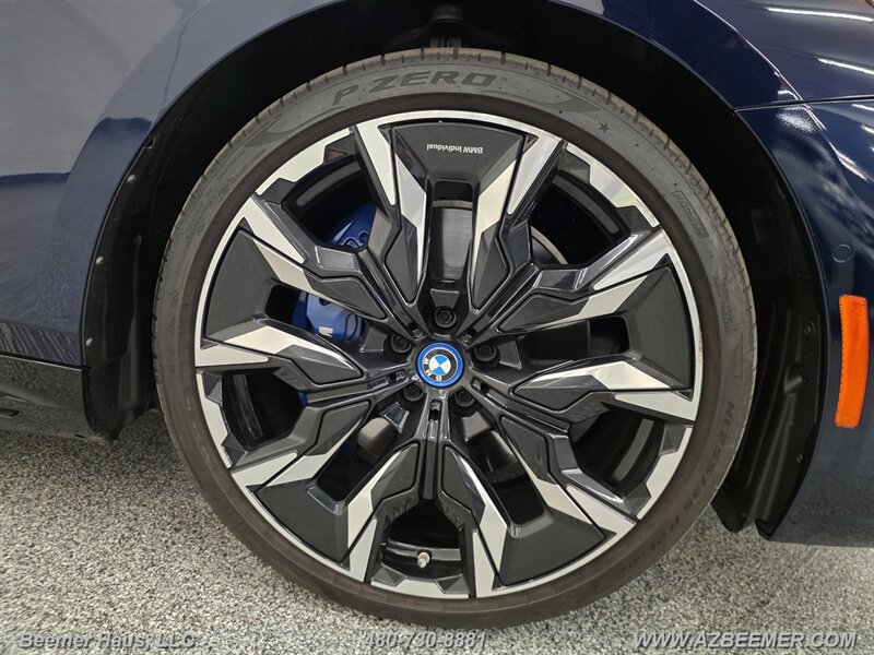 Used 2024 BMW i5 M60 w/ Executive Package AWD/4WD image 11