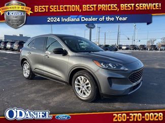 Used 2022 Ford Escape SE video 1