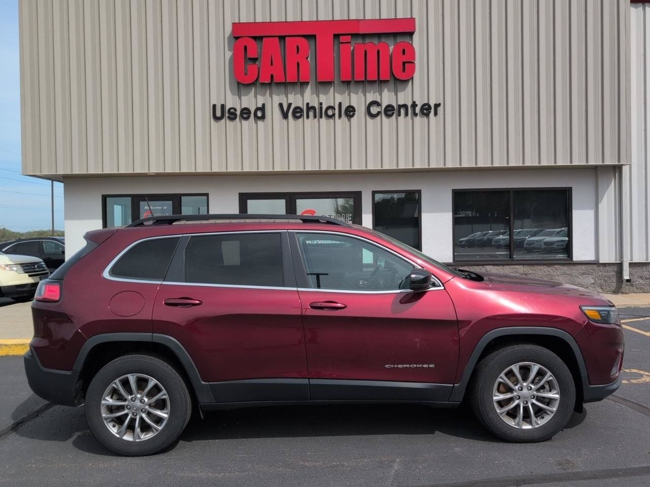 Used 2022 Jeep Cherokee Latitude Lux AWD/4WD image 1