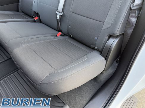 Used 2024 Chevrolet Silverado 2500 LT image 31