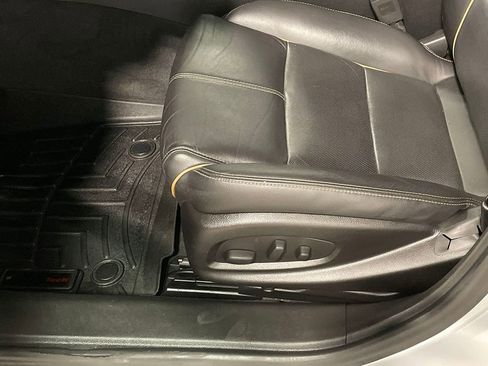 Used 2017 Chevrolet Impala Premier w/ Enhanced Convenience Package image 20