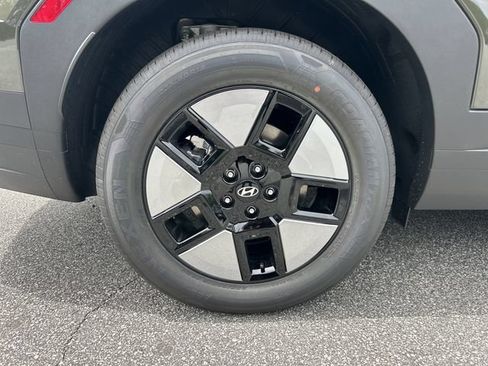 New 2026 Hyundai Santa Fe SEL FWD image 17