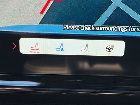 Used 2025 Ford Expedition Max Platinum w/ Stealth Performance Package image 32