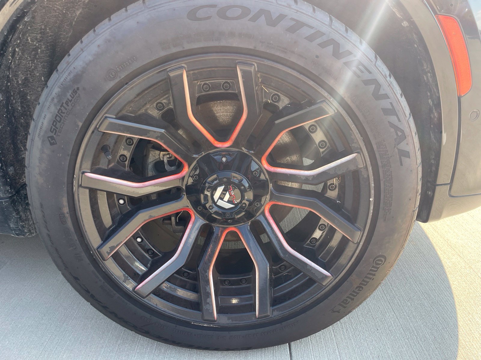 Used 2021 Dodge Durango R/T w/ Blacktop Package RWD image 4