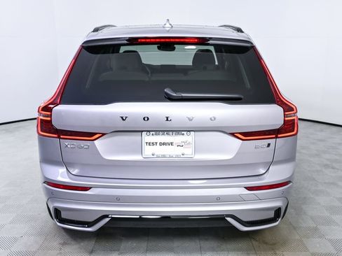 New 2026 Volvo XC60 B5 Ultra w/ Climate Package AWD/4WD image 29