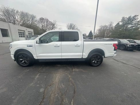 Used 2025 Ford F150 Lightning Lariat AWD/4WD image 9