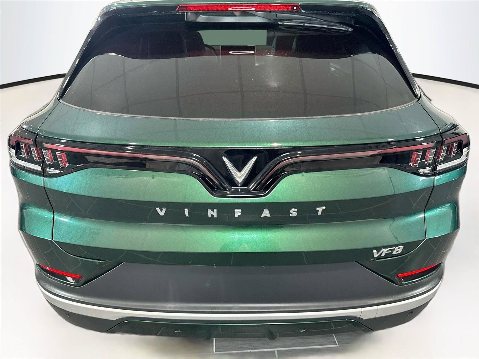 Used 2024 VinFast VF 8 Plus AWD/4WD image 4